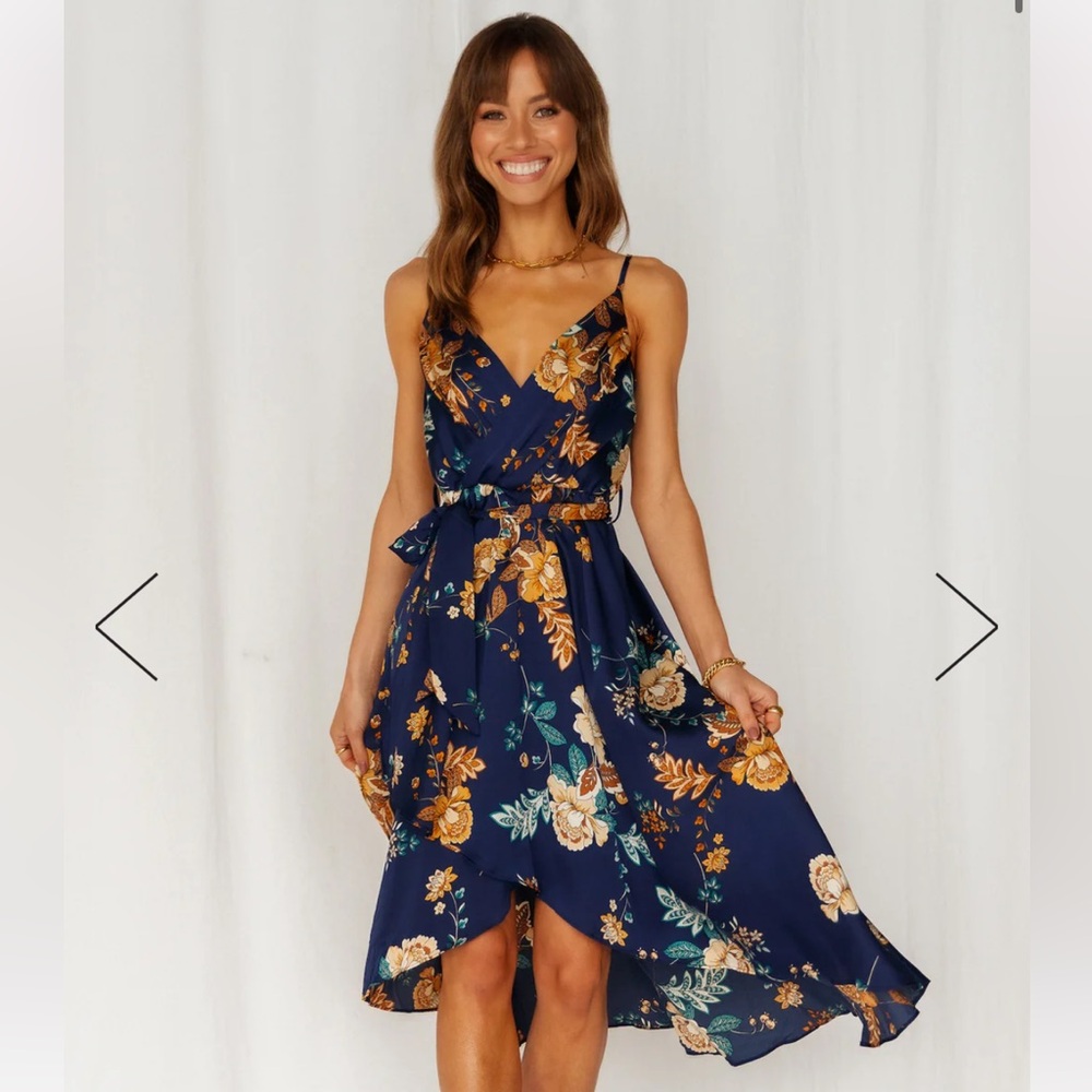 HELLO MOLLY - High/Low Midi Navy Floral Dress ** NEW W/ TAGS**